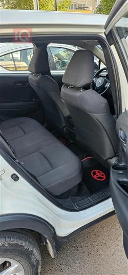 تۆیۆتا کۆرۆلا کرۆس